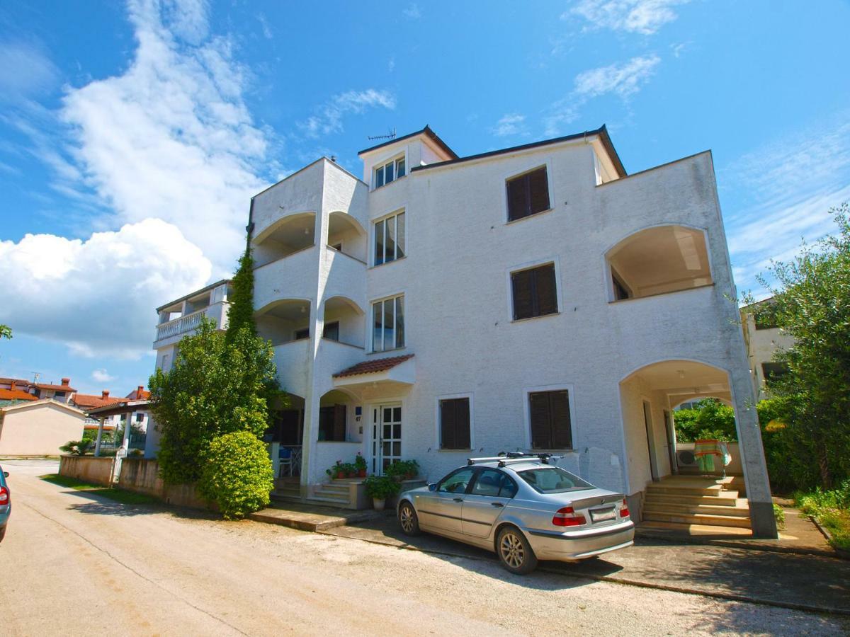Apartments Sebastian 1842 Fazana Exterior photo